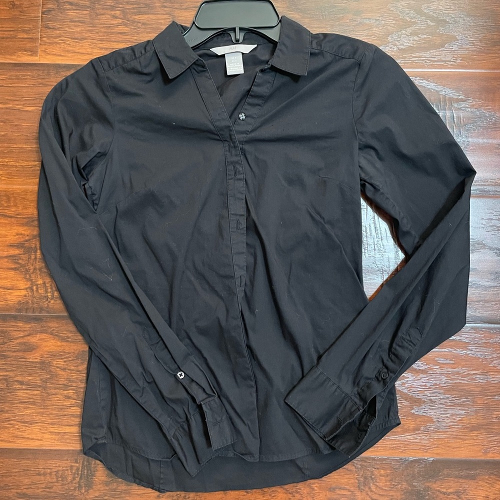 H&M Size 2 Black Button Up